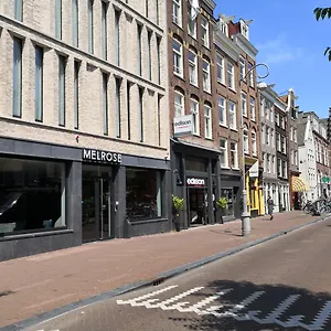 *** Otel Melrose Hollanda